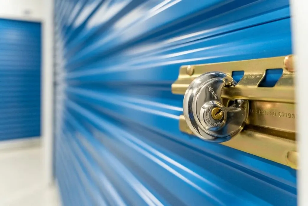 Unit lock