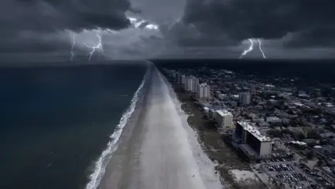 Storm in the coast of Florida